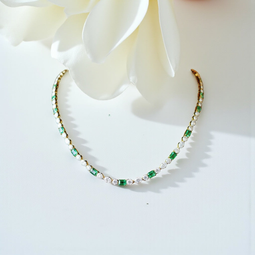 Verdant Diamond Glow (Necklace)